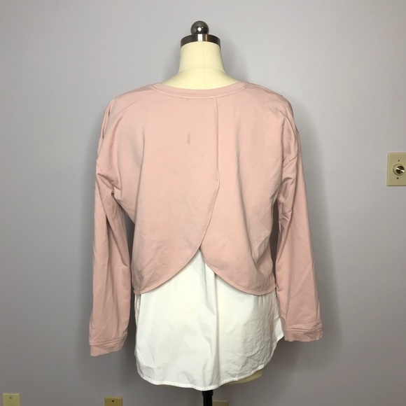 Two by Vince Camuto Peplum Tulip Back Top - Picture 4 of 6